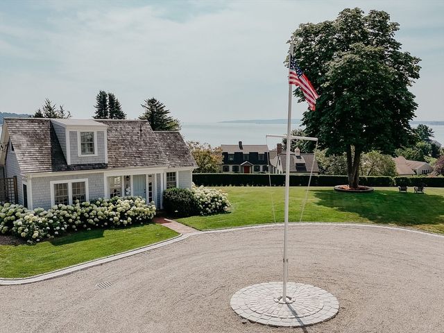 20 Seabury Point Road, Duxbury, MA 02332