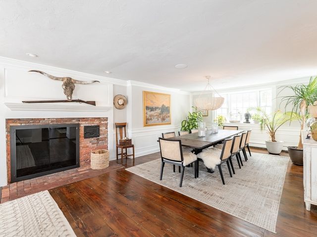 20 Seabury Point Road, Duxbury, MA 02332