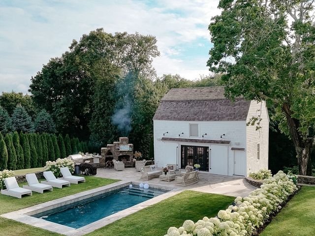 20 Seabury Point Road, Duxbury, MA 02332