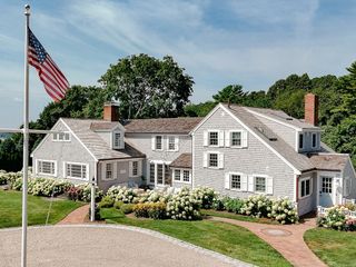 20 Seabury Point Road, Duxbury, MA 02332