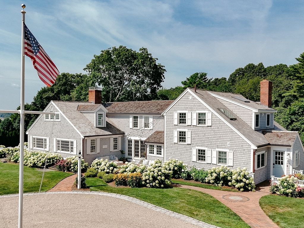 20 Seabury Point Road, Duxbury, MA 02332