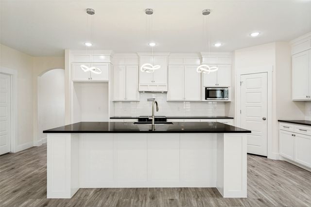 901 E Devitt Street, Fort Worth, TX 76110