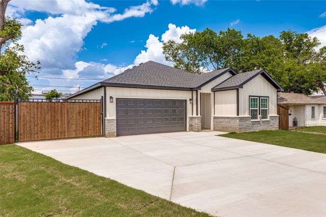 901 E Devitt Street, Fort Worth, TX 76110
