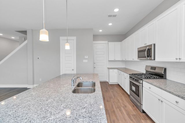 1415 Northern Brewer Trail, Houston, TX 77008