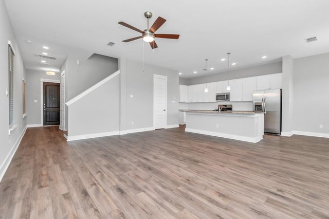 1415 Northern Brewer Trail, Houston, TX 77008