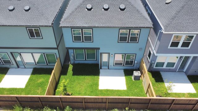 1415 Northern Brewer Trail, Houston, TX 77008