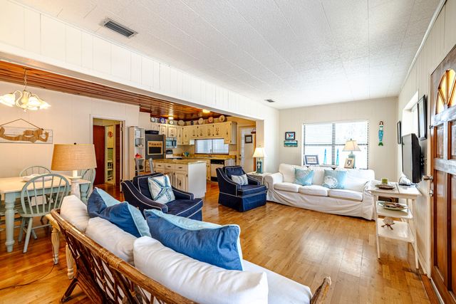 234 Sands Street, Panama City Beach, FL 32413