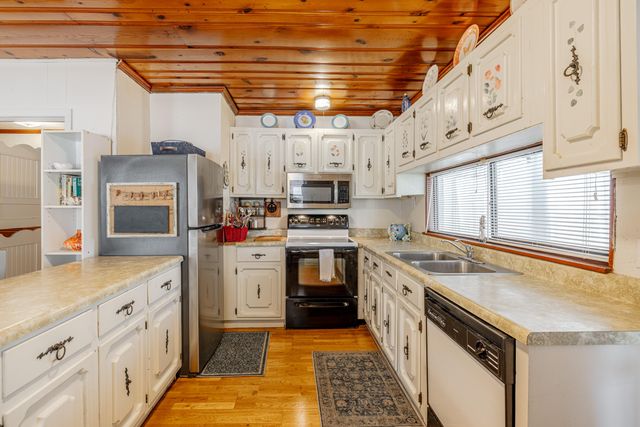 234 Sands Street, Panama City Beach, FL 32413