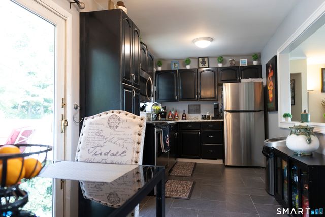 37 Johnson Road, Wallingford, CT 06492