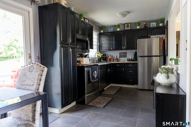 37 Johnson Road, Wallingford, CT 06492