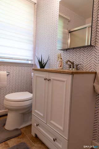 37 Johnson Road, Wallingford, CT 06492