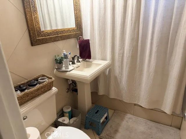 9426 MIRAGE AVE, Westminster, CA 92683