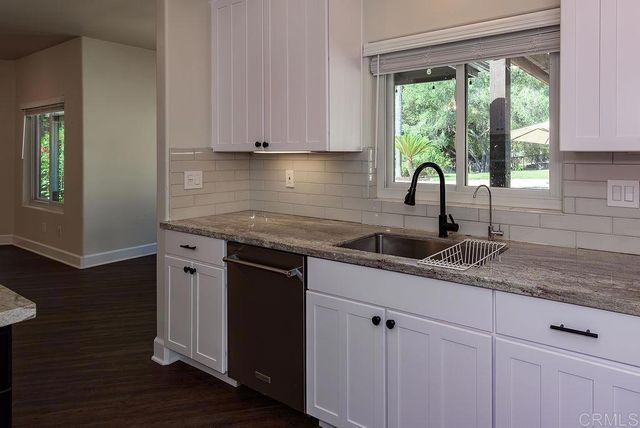 1947 Bear Valley Oaks Road, Escondido, CA 92025