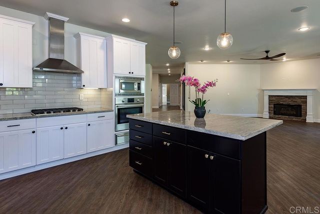 1947 Bear Valley Oaks Road, Escondido, CA 92025