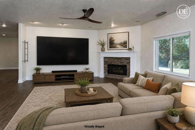 1947 Bear Valley Oaks Road, Escondido, CA 92025