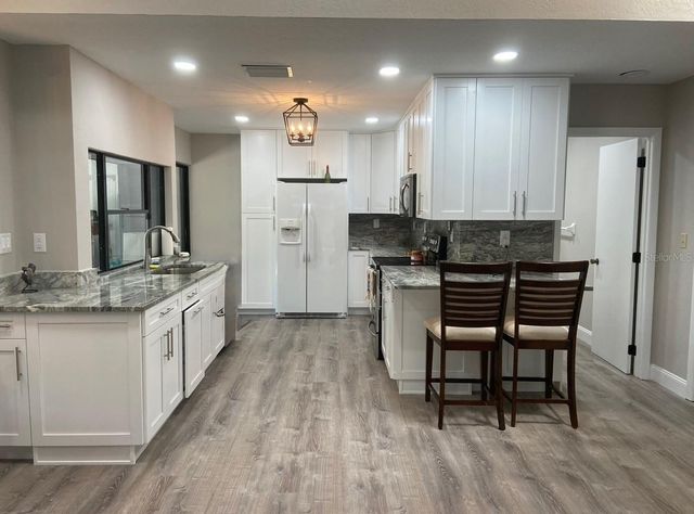 35 PINEWINDS BOULEVARD, Oldsmar, FL 34677