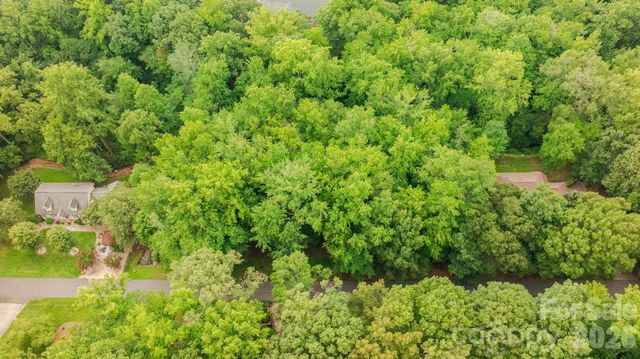 720 Saint Cloud Drive, Statesville, NC 28625