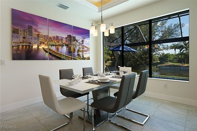 2913 SW 11th PL, Cape Coral, FL 33914