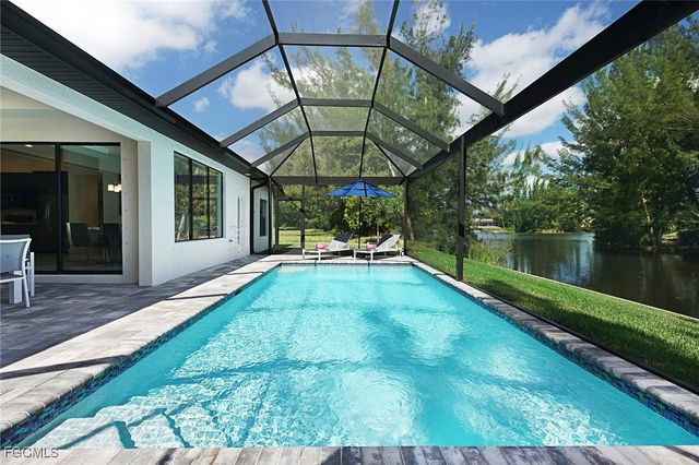 2913 SW 11th PL, Cape Coral, FL 33914