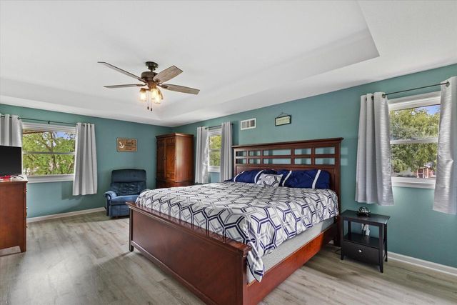 148 Beth COURT, Burlington, WI 53105