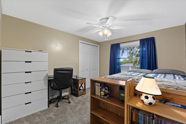148 Beth COURT, Burlington, WI 53105
