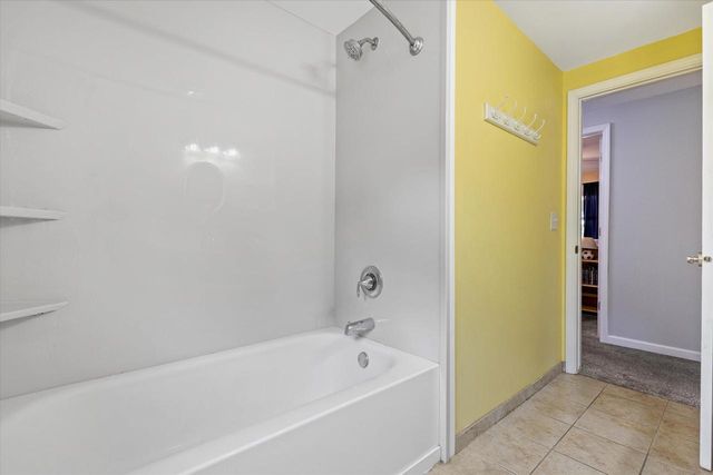 148 Beth COURT, Burlington, WI 53105