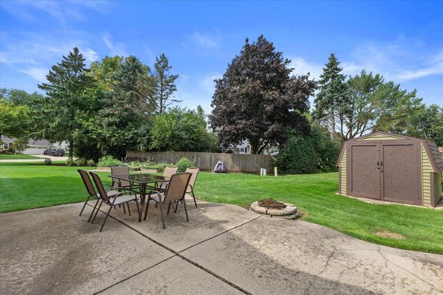 148 Beth COURT, Burlington, WI 53105