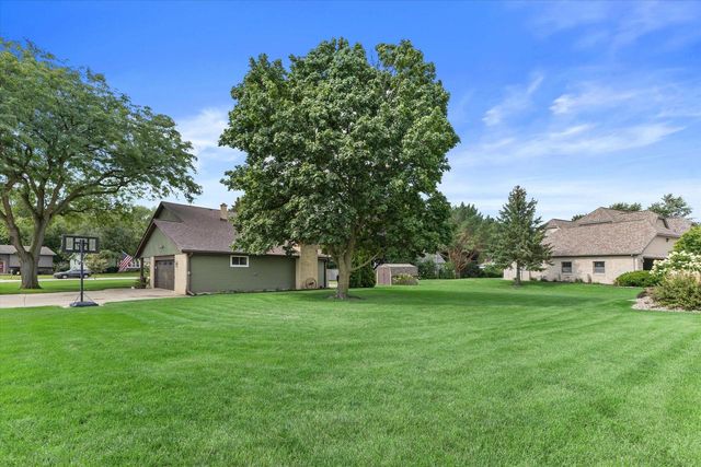 148 Beth COURT, Burlington, WI 53105