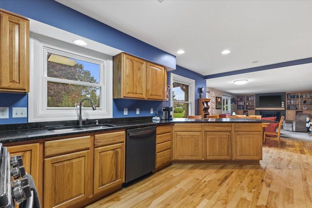 148 Beth COURT, Burlington, WI 53105