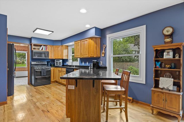 148 Beth COURT, Burlington, WI 53105