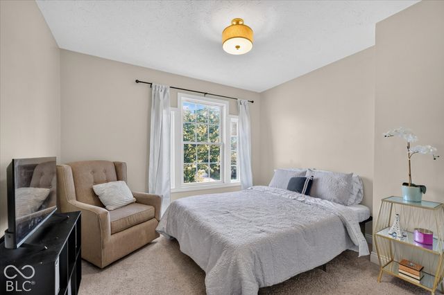 10911 Tallow Wood Lane, Indianapolis, IN 46236