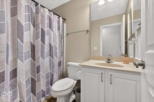 10911 Tallow Wood Lane, Indianapolis, IN 46236