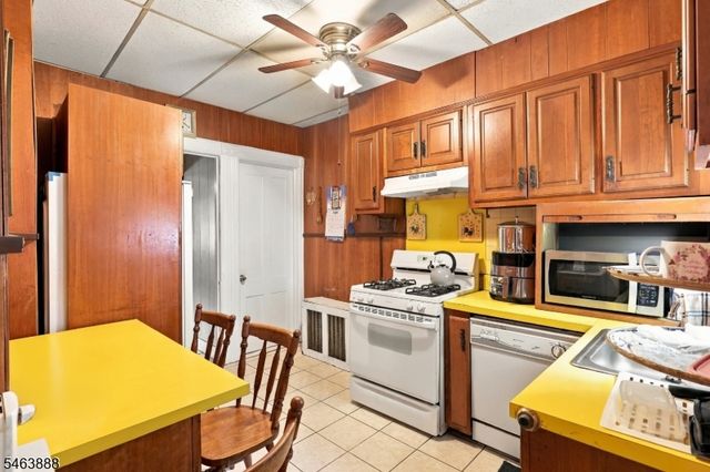 671 E 29Th St, Paterson City, NJ 07504