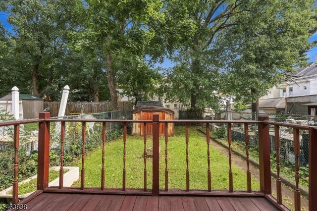 671 E 29Th St, Paterson City, NJ 07504