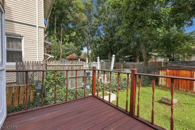 671 E 29Th St, Paterson City, NJ 07504