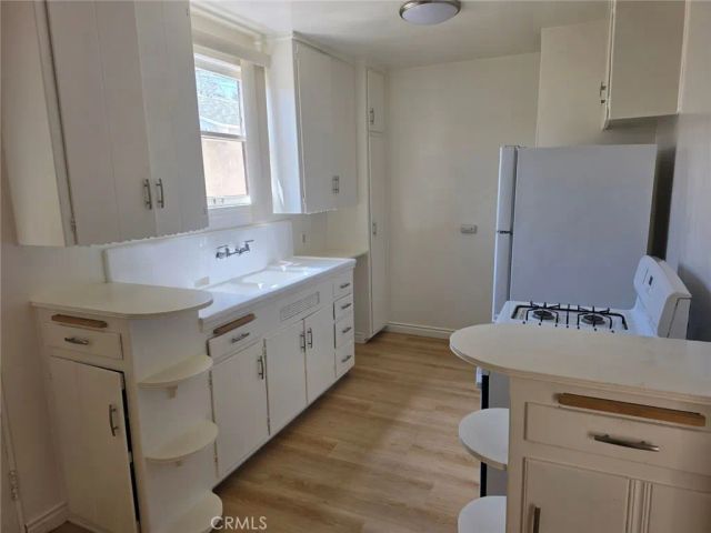 633 Park Avenue C, South Pasadena, CA 91030