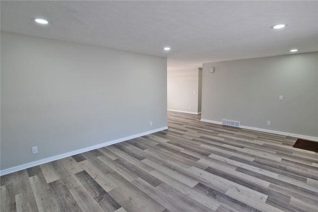 48 Skycrest Drive, Greece, NY 14616