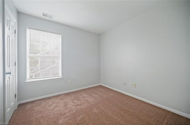 112 Lancelot DR, Suffolk, VA 23434
