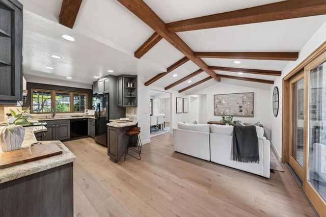 2734 Doverton Square, Mountain View, CA 94040