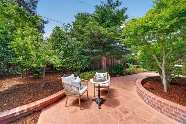 2734 Doverton Square, Mountain View, CA 94040