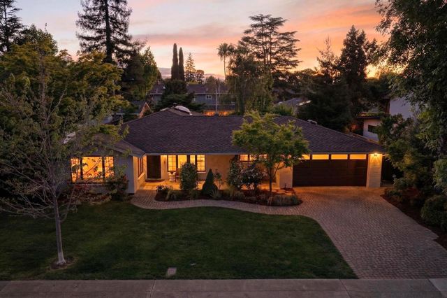 2734 Doverton Square, Mountain View, CA 94040