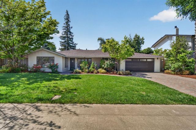 2734 Doverton Square, Mountain View, CA 94040