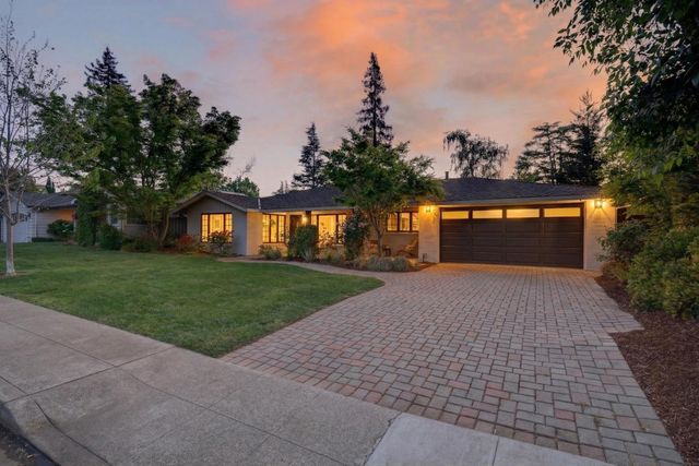 2734 Doverton Square, Mountain View, CA 94040