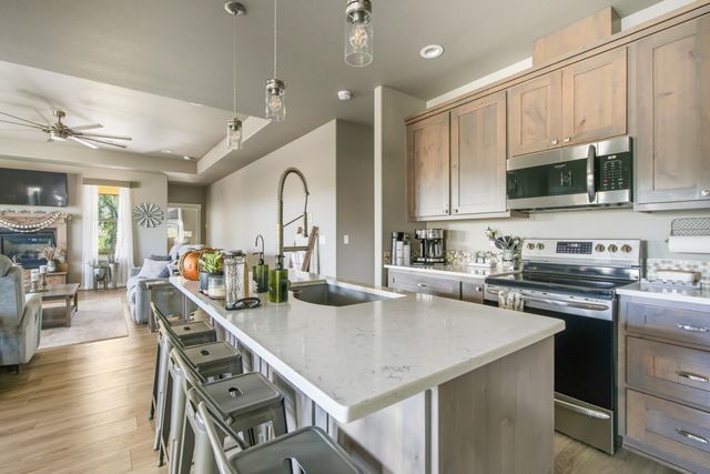 2944 SE Triangle Outfit Drive, Prineville, OR 97754