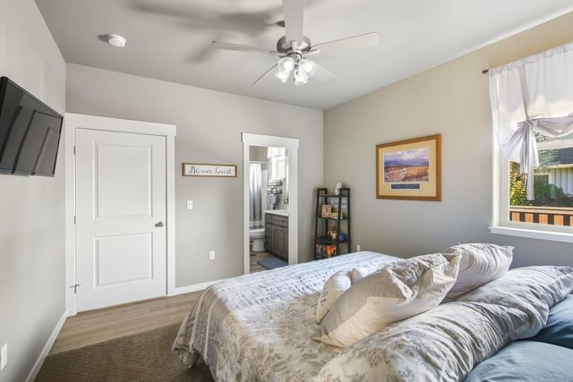 2944 SE Triangle Outfit Drive, Prineville, OR 97754