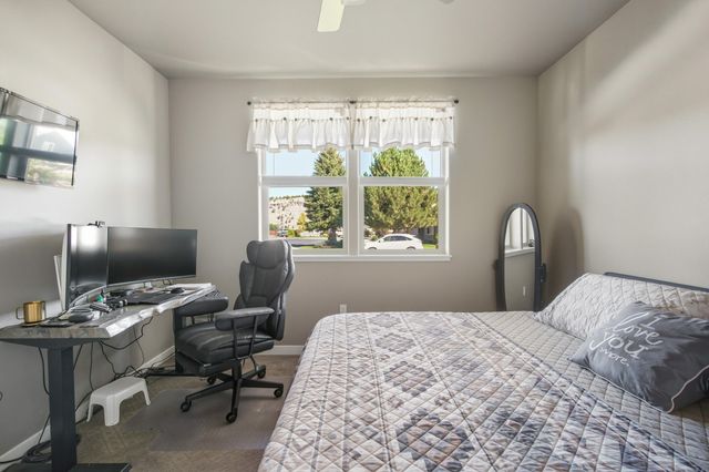 2944 SE Triangle Outfit Drive, Prineville, OR 97754