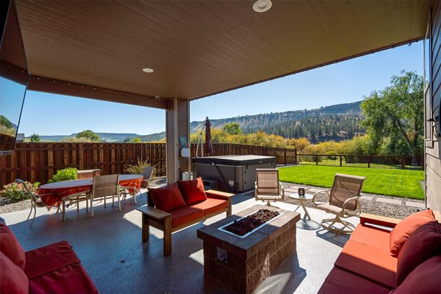 2944 SE Triangle Outfit Drive, Prineville, OR 97754