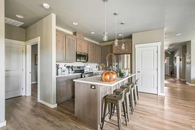 2944 SE Triangle Outfit Drive, Prineville, OR 97754