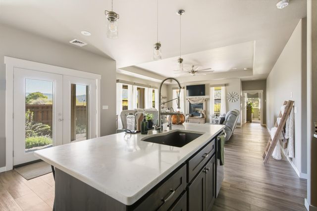 2944 SE Triangle Outfit Drive, Prineville, OR 97754