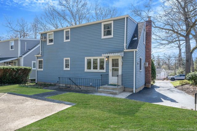 95 Horton Drive, Huntington Station, NY 11746